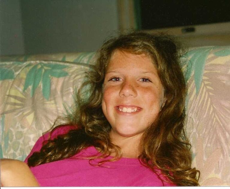 “I Didn’t Want to Die. Tears Rolled Down My Cheeks as the Fear Consumed Me”: Woman Who Battled Anxiety, Anorexia & Addiction Finds Hope and Healing