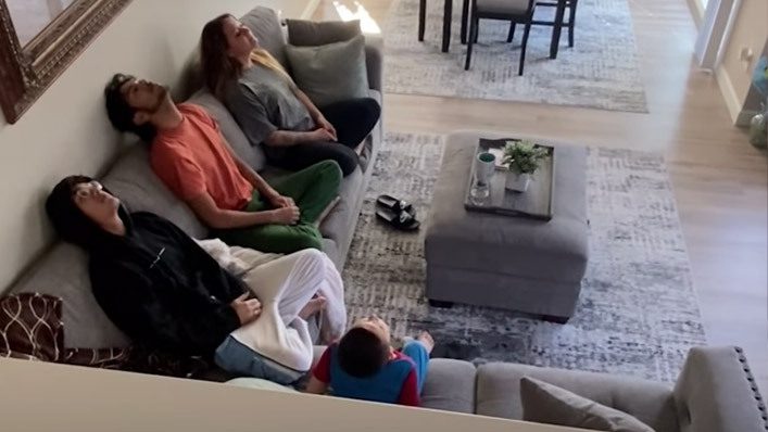 “I Hope You’re Best Friends With God”—Heartwarming Video Shows Boy Having Conversation With Dad in Heaven