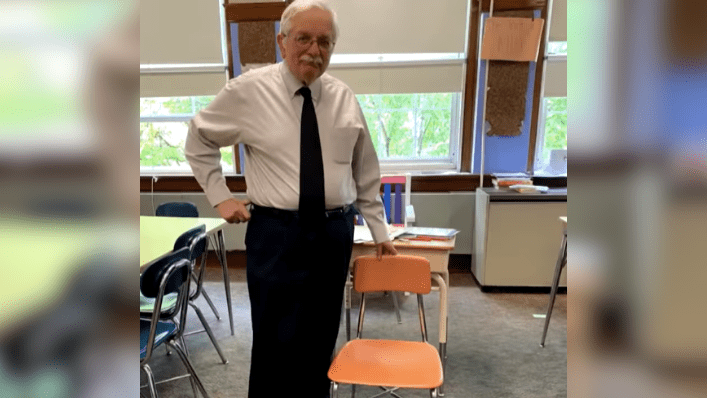 Middle School Teacher Kept an Empty Chair in the Classroom for 53 Years to Teach Kids This One Important Lesson