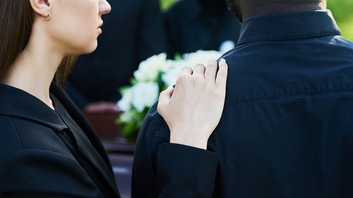 Beyond ‘Sorry for Your Loss’: 14 Meaningful Ways to Express Condolences