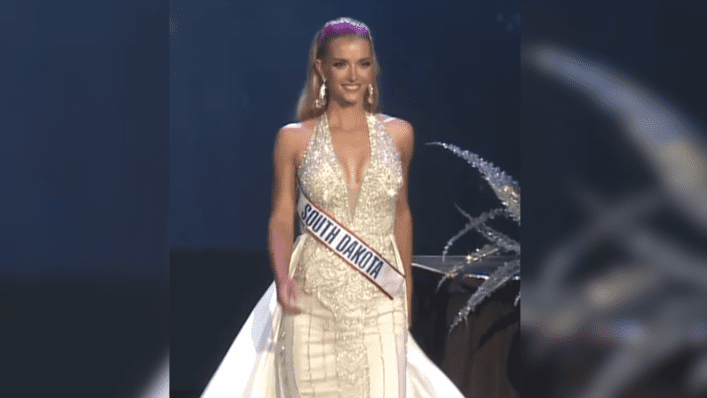 Ballerina Farm’s Hannah Neeleman Hands Over Her Crown to New Mrs. American