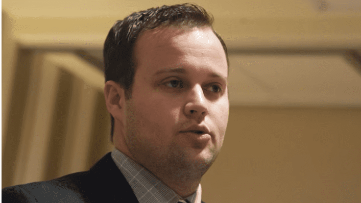 Josh Duggar is a Celebrity in Prison—Reportedly Signs Autographs for Fellow Inmates’ Families
