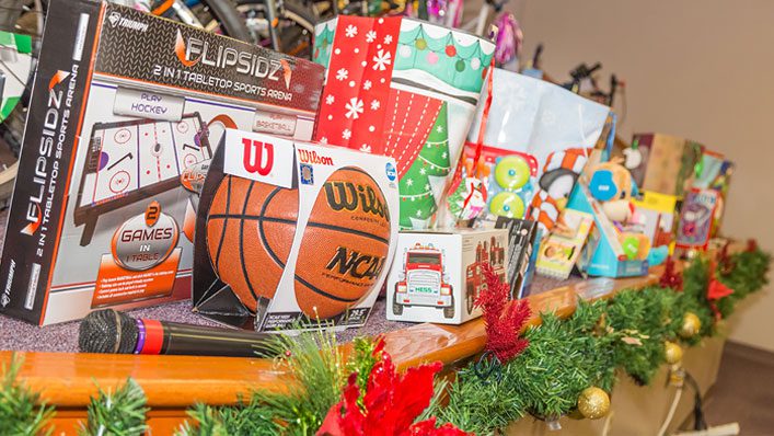 10 Heartwarming Ways Celebrities Give Back During the Holidays – And How You Can Too