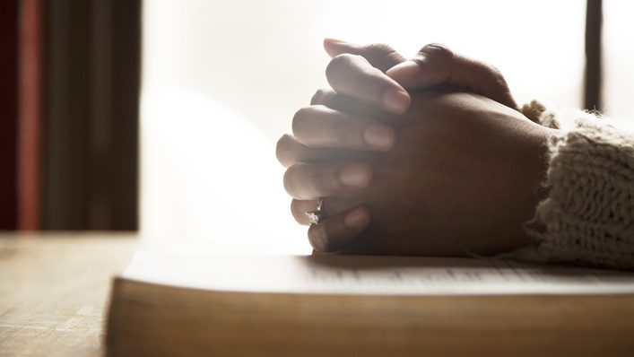 30 Healing Scriptures to Strengthen Your Faith in Tough Times