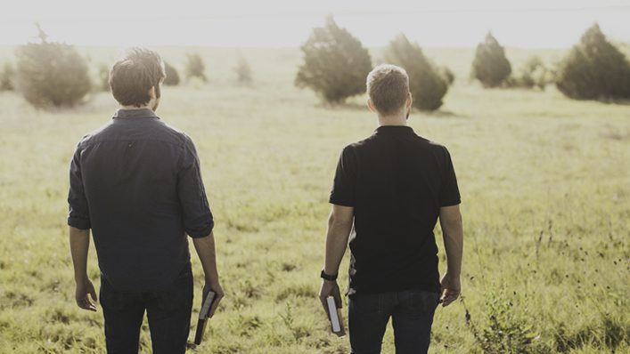 10 Powerful Bible Verses for Men to Strengthen Faith, Courage, and Leadership