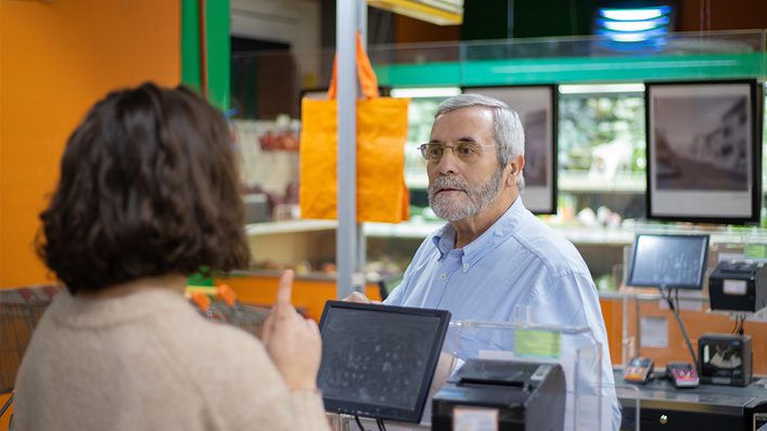 “I Whipped Around and Let That Man Have It. I Told Him Off”: Elderly Lady in Grocery Store Sticks Up for Stranger With Autism