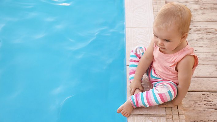 2-Yr-Old Drowns for 15 Minutes in Pool While Mom Takes a Shower—3 Months Later, She Does the Unthinkable